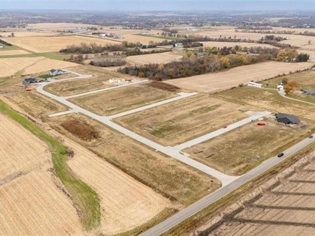 Land for sale in Linn, Iowa