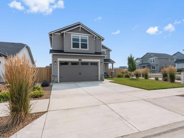 House for sale in Oregonia