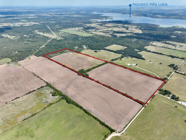 Land for sale in Navarro, Texas