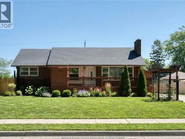 House for sale in South Windsor, Windsor