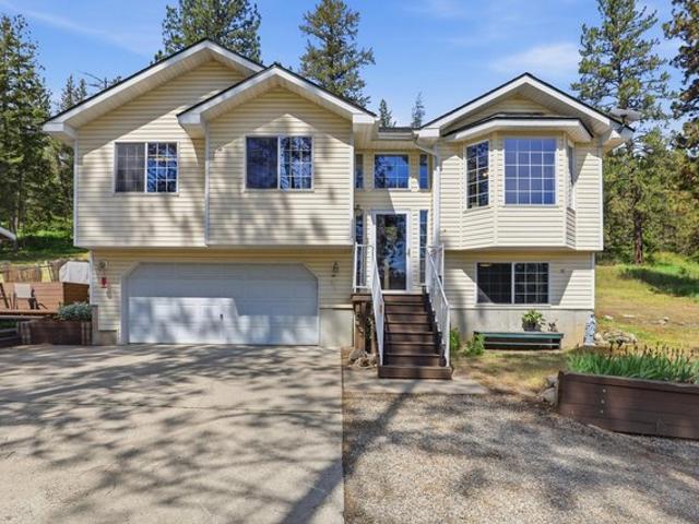 House for sale in Chattaroy, Spokane County