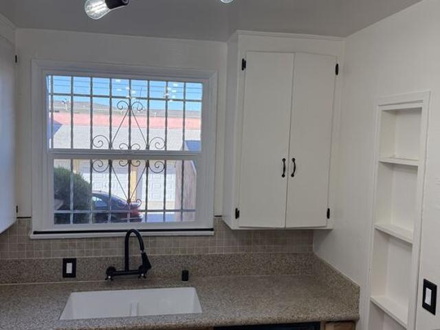 Condo for rent in Canoga Park, California