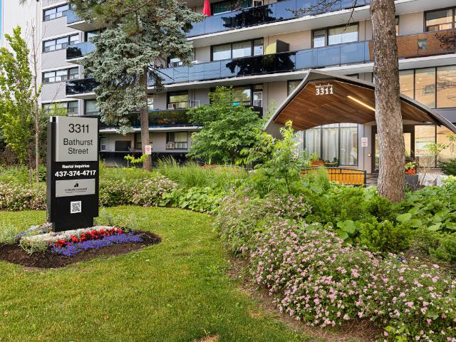 Apartment for rent in North York, Woburn