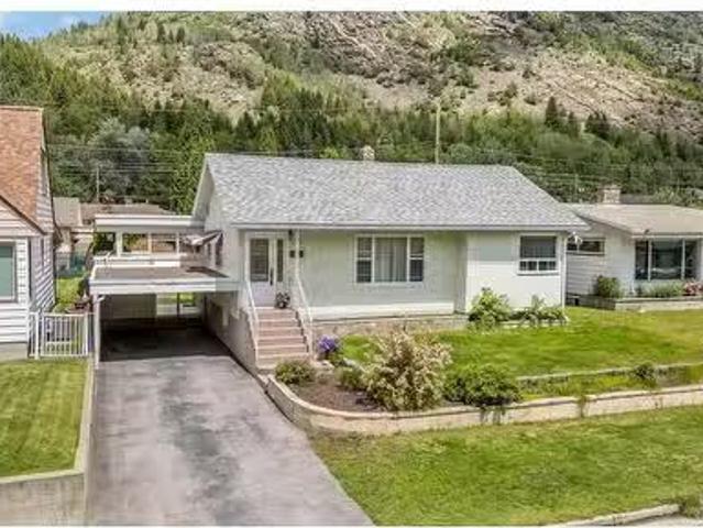 House for sale in Trail, British Columbia