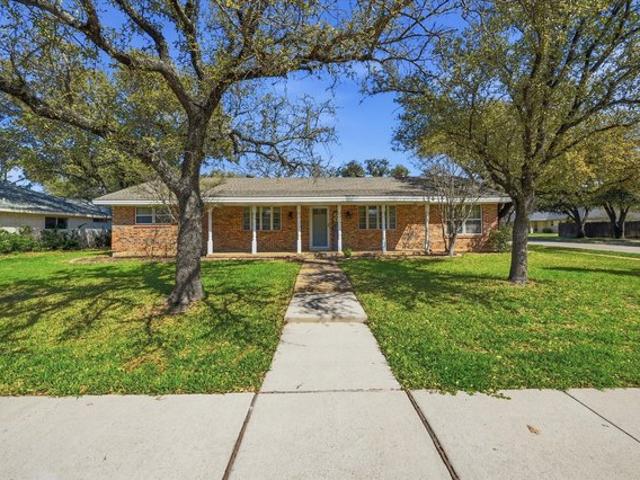 House for sale in Pantego, Tarrant County