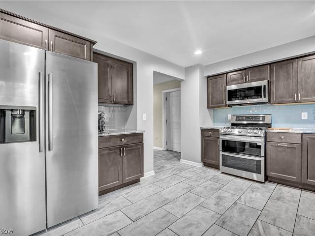 House for sale in Onaway, Shaker Heights