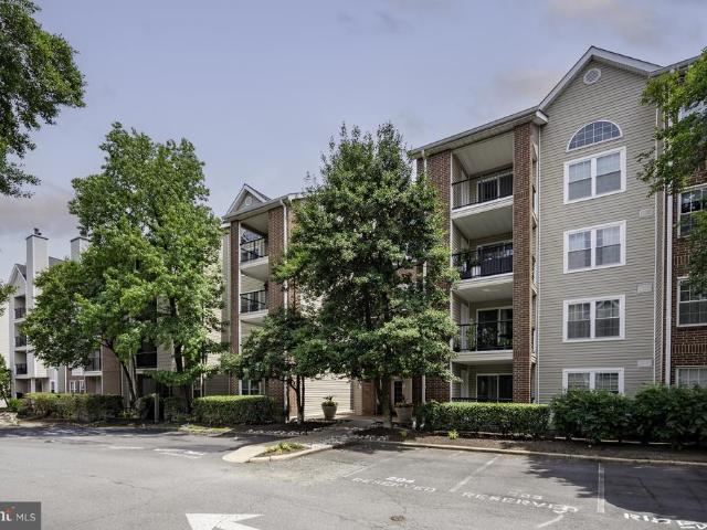 Condo for sale in Alexandria