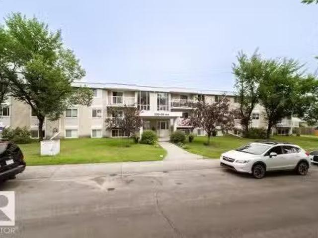 Apartment for rent in Wedgewood, Alberta