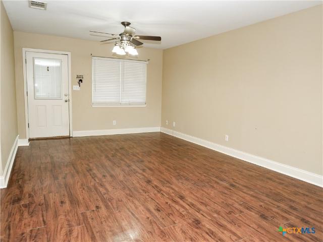 House for sale in Victoria, Victoria County