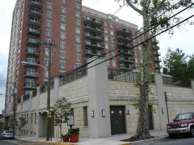 Condo for sale in Hudson, New Jersey
