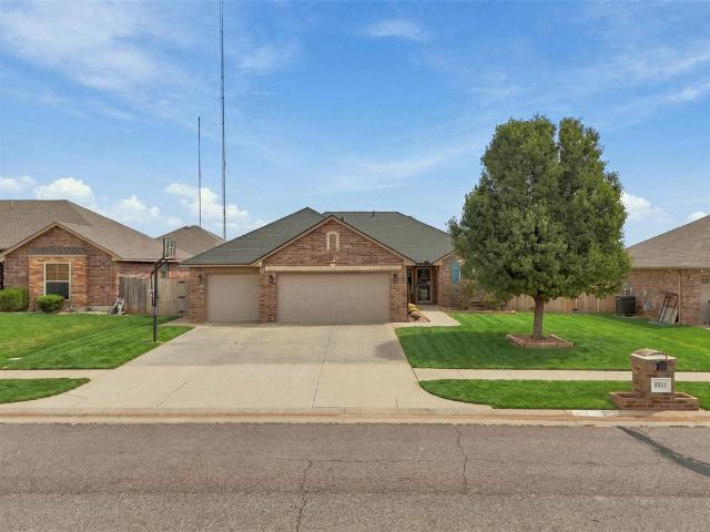House for sale in Moore, Cleveland County