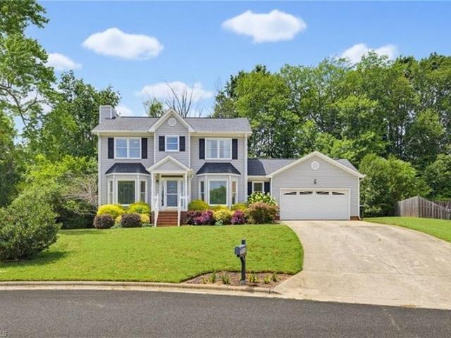 House for sale in White Horse Farms, Greensboro