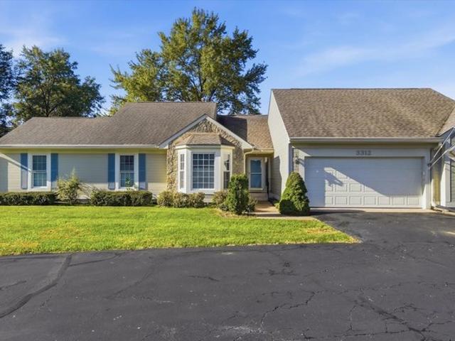 House for sale in Prairie Trace, Topeka