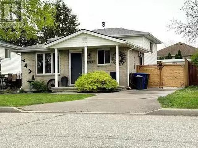 House for sale in Maidstone, Ontario