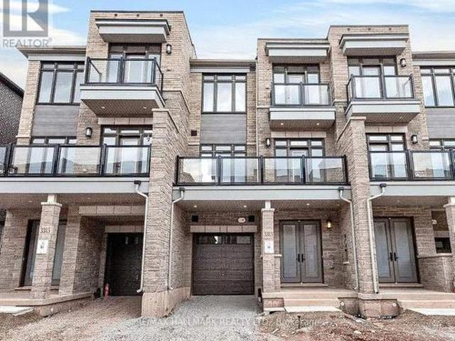 House for sale in Oakville, Golden Horseshoe