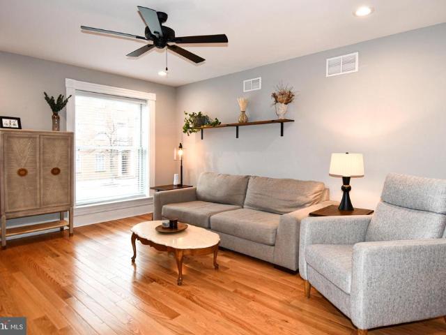 Townhouse for sale in Gibsonton, Maryland