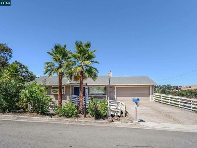 House for sale in Lafayette, California