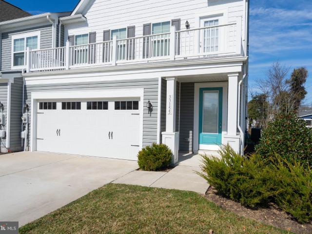 Townhouse for sale in Delaware