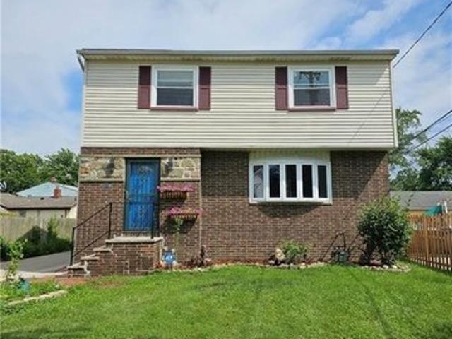 House for sale in Eastlake, Ohio