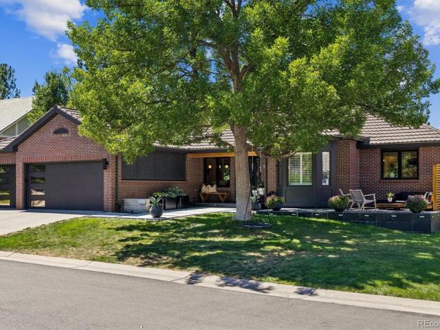 House for sale in Applewood Lane, Applewood