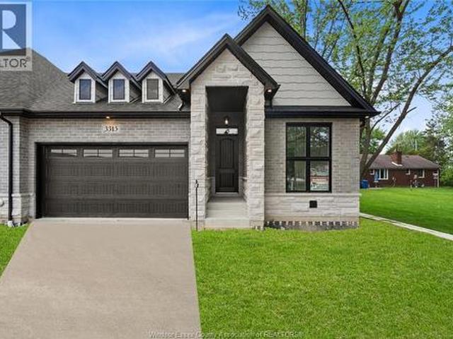 House for sale in Ontario
