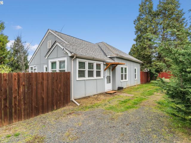 House for sale in Oregonia