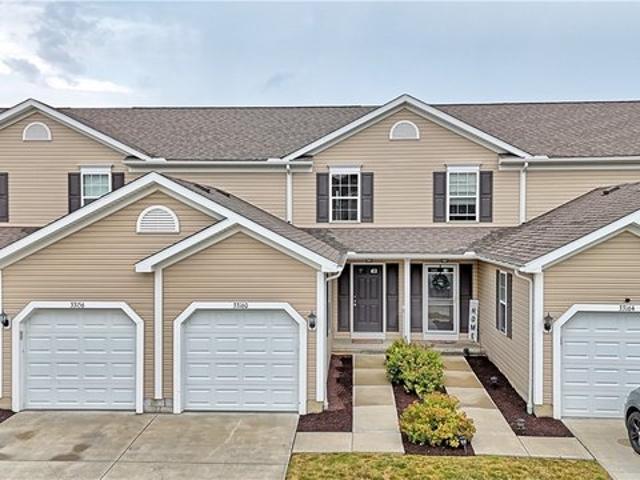 Townhouse for sale in Avon Lake, Ohio