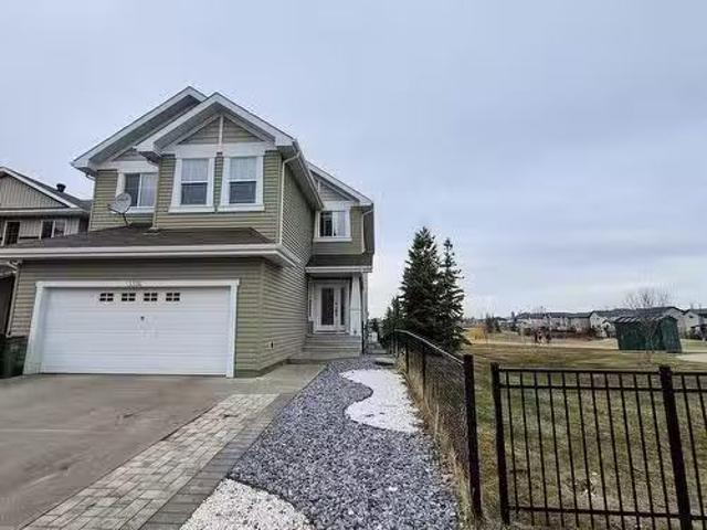 House for sale in Wedgewood, Alberta