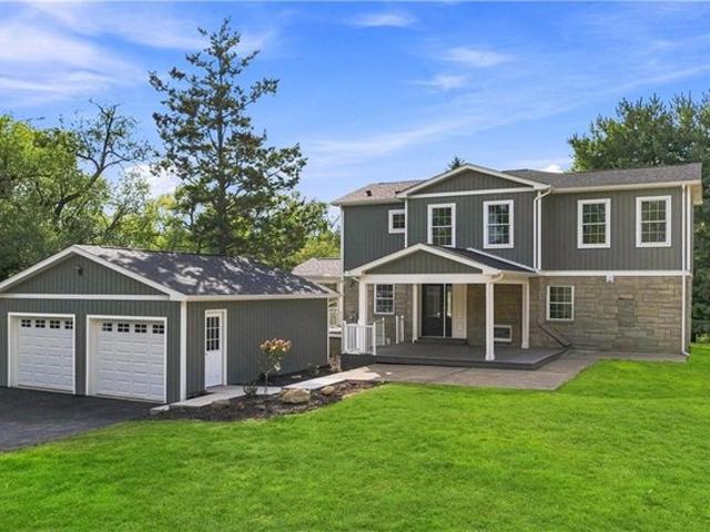 House for sale in Bridgeville, Pennsylvania