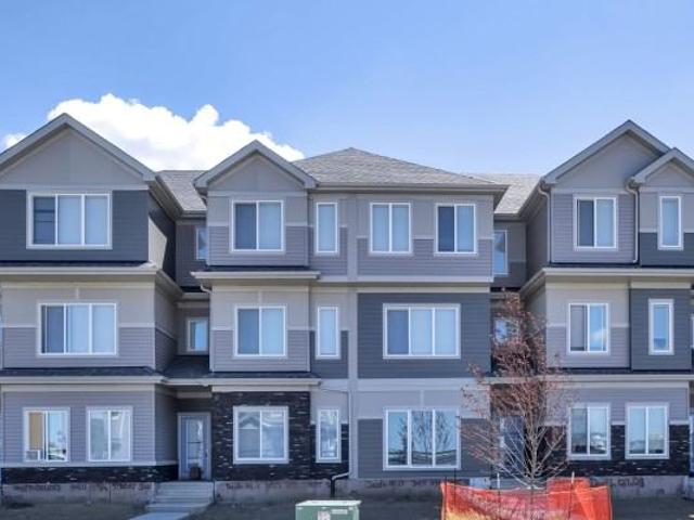 House for rent in Wedgewood, Alberta