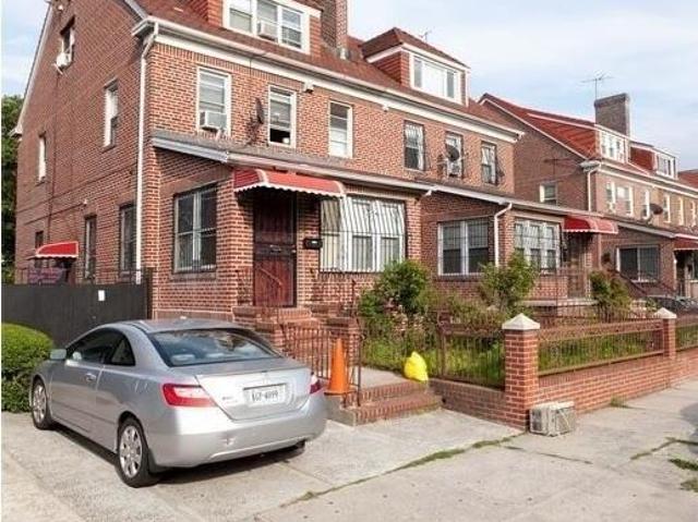 Duplex for sale in Jackson Heights