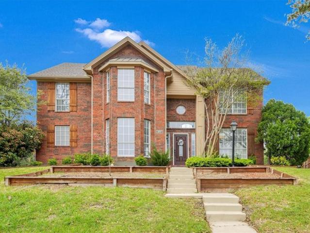 House for sale in Carrollton, Texas