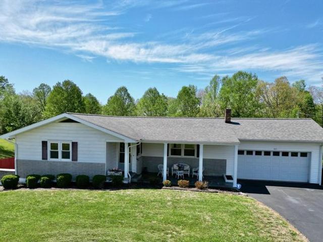 House for sale in Beattyville, Kentucky