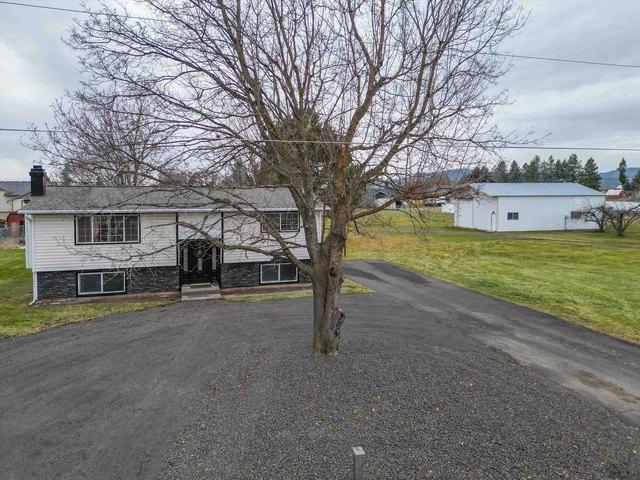 House for sale in Newman Lake, Washington
