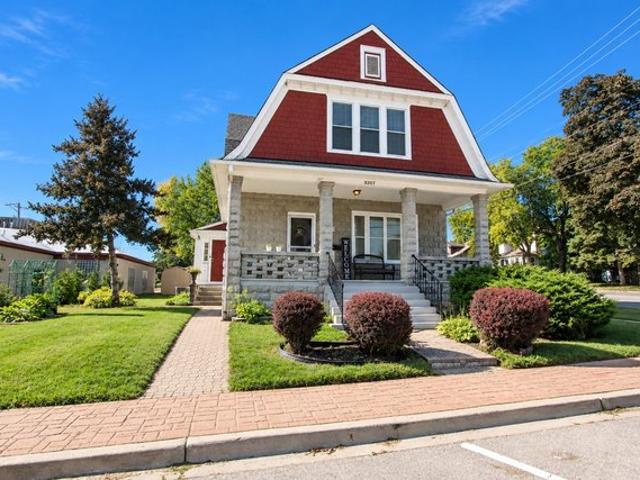 House for sale in McHenry, McHenry County