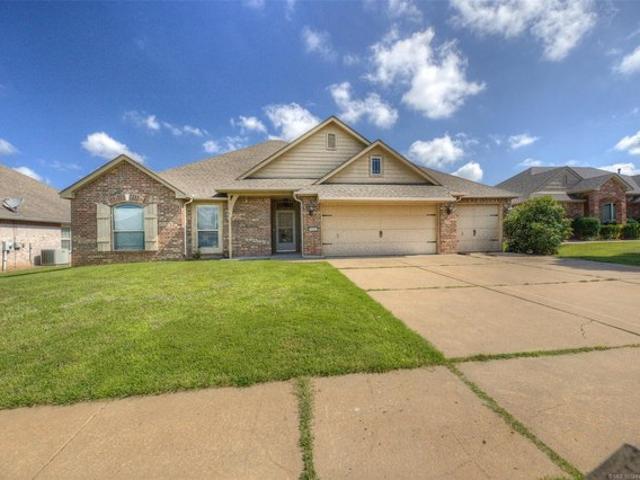 House for sale in Broken Arrow, Oklahoma