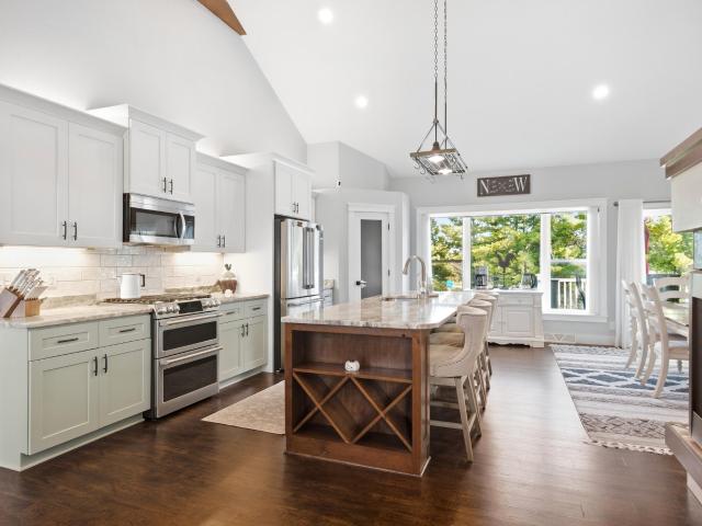 House for sale in Hartford, Washington County