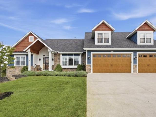 House for sale in Slinger, Washington County