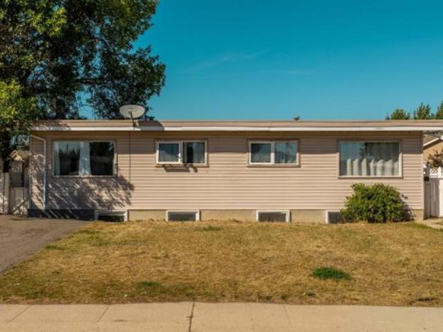 House for sale in Glendale, Lethbridge