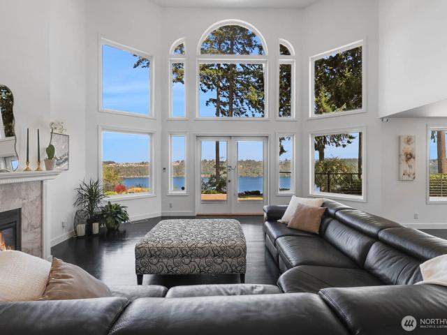 House for sale in Gig Harbor, Washington