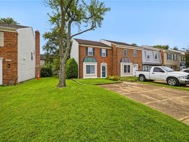 Townhouse for sale in Virginia