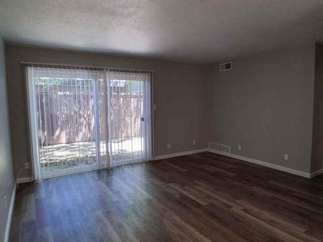 Apartment for rent in Fresno, California