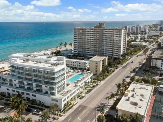 Condo for sale in Hollywood, Florida