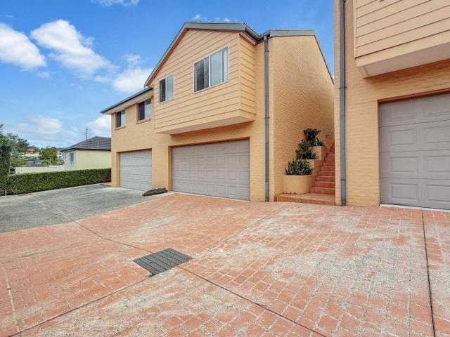 Apartment for rent in Wollongong West, New South Wales