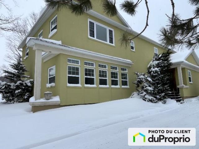Apartment for rent in Lac-Brome, Estrie