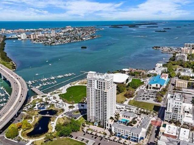 Condo for sale in Clearwater, Florida