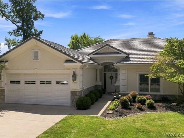 Townhouse for sale in Sunrise Beach, Missouri