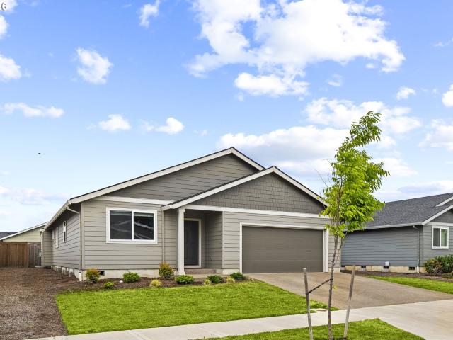 House for sale in Oregonia