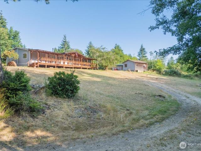 House for sale in Grapeview