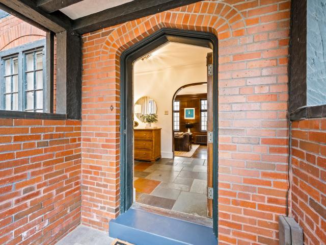 House for sale in Lake Bluff, Illinois